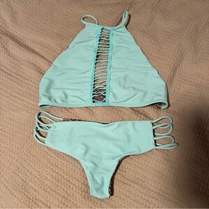 acacia set in tidepool M/S